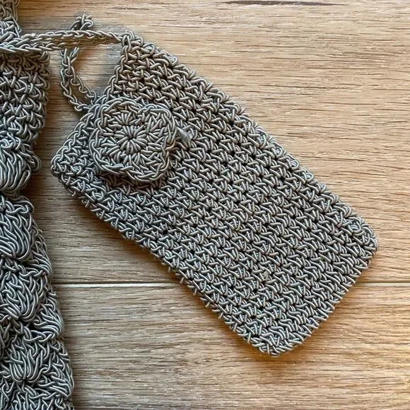 Stylish Gray Crochet Knit Crossbody Bag Purse - Picture 3 of 5